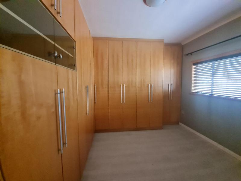 To Let 3 Bedroom Property for Rent in Strand Western Cape